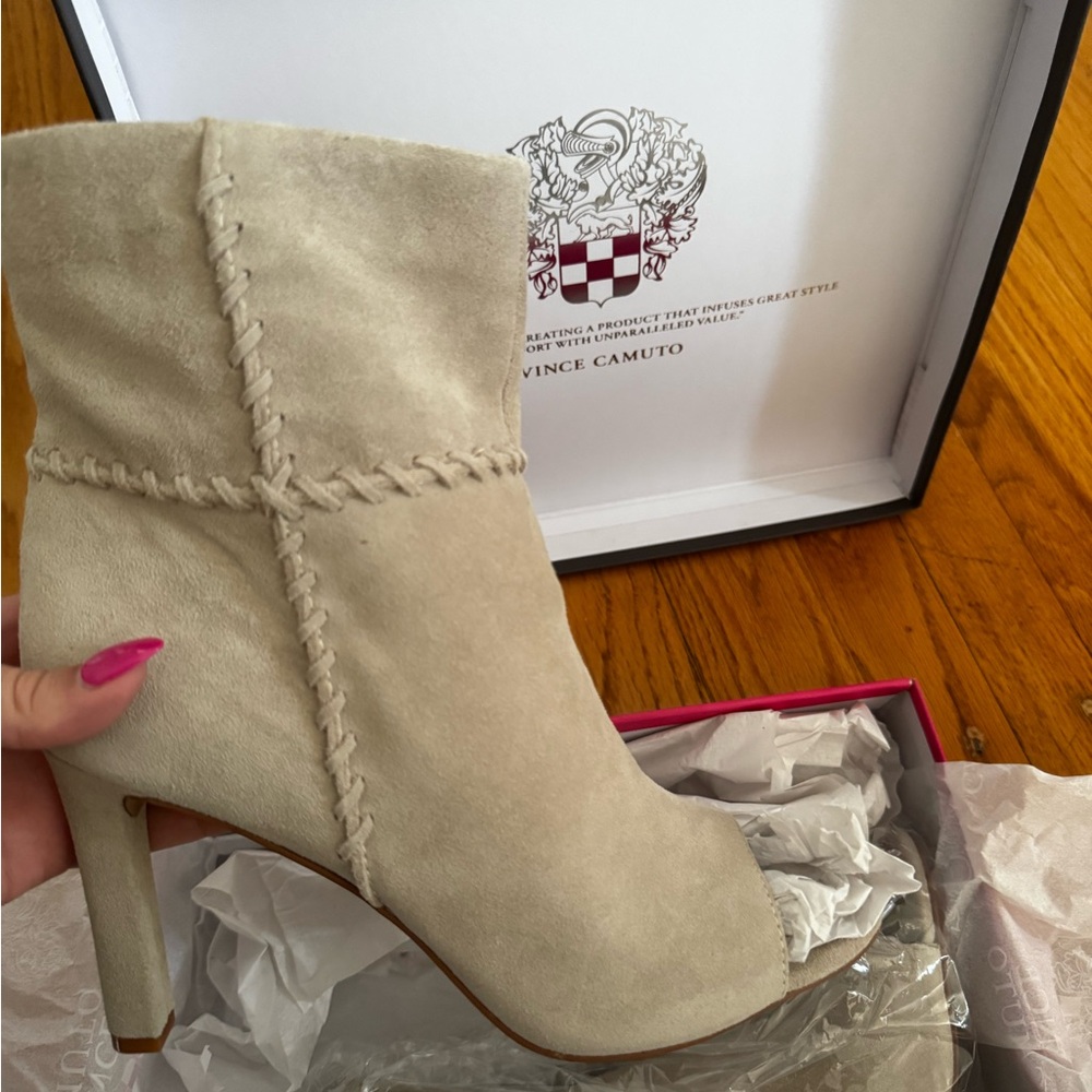 Vince Camuto Heel Booties